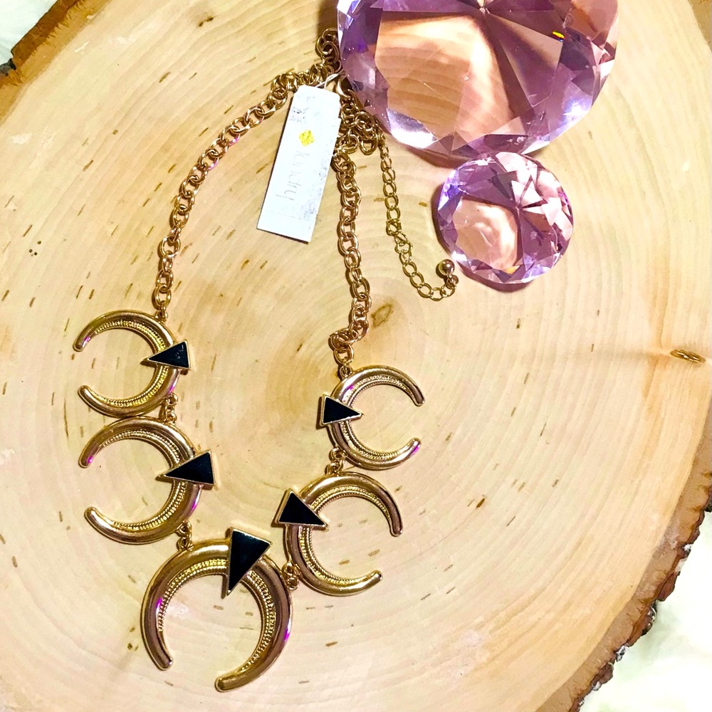 NET Landry jet black and gold tone squash blossom style necklace